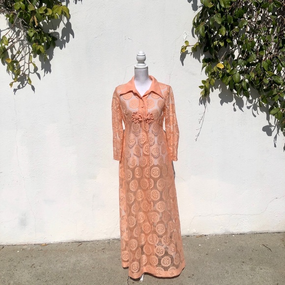 Vintage Dresses & Skirts - 60s Vintage Peach Floral Duster Jacket